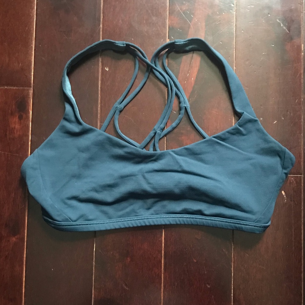 Lululemon Free to Be Zen Sports Bra